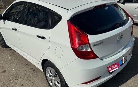 Hyundai Solaris II рестайлинг, 2015 год, 980 000 рублей, 11 фотография