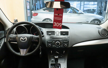 Mazda 3, 2012 год, 1 072 000 рублей, 18 фотография
