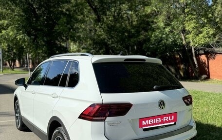 Volkswagen Tiguan II, 2017 год, 2 500 000 рублей, 10 фотография
