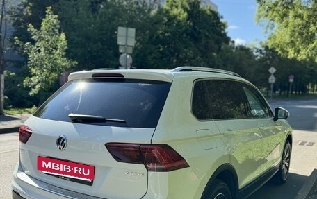 Volkswagen Tiguan II, 2017 год, 2 500 000 рублей, 15 фотография