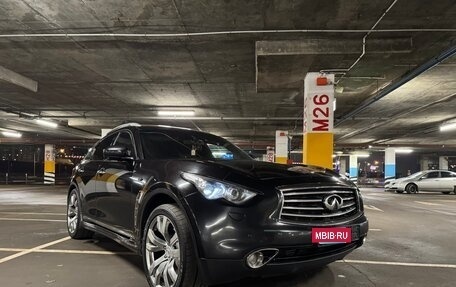 Infiniti FX II, 2012 год, 2 200 000 рублей, 2 фотография