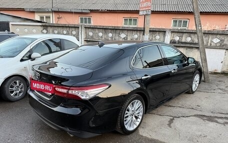 Toyota Camry, 2019 год, 3 100 000 рублей, 6 фотография