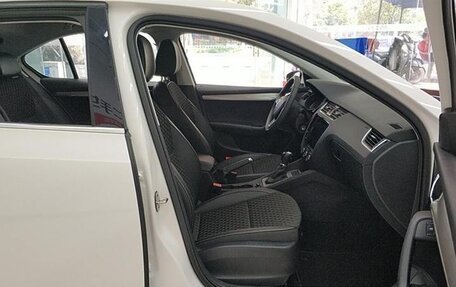 Skoda Octavia, 2021 год, 1 495 000 рублей, 13 фотография