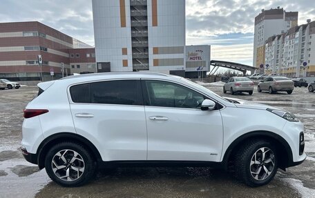 KIA Sportage IV рестайлинг, 2019 год, 2 400 000 рублей, 3 фотография