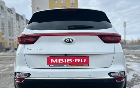 KIA Sportage IV рестайлинг, 2019 год, 2 400 000 рублей, 2 фотография