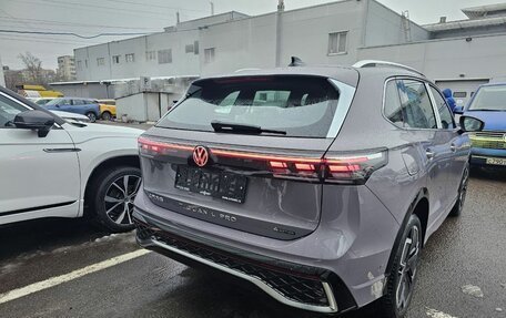 Volkswagen Tiguan, 2024 год, 6 750 000 рублей, 6 фотография