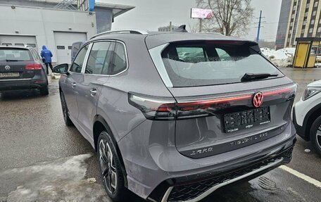 Volkswagen Tiguan, 2024 год, 6 750 000 рублей, 3 фотография