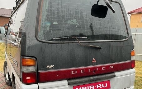 Mitsubishi Delica III, 1992 год, 650 000 рублей, 4 фотография