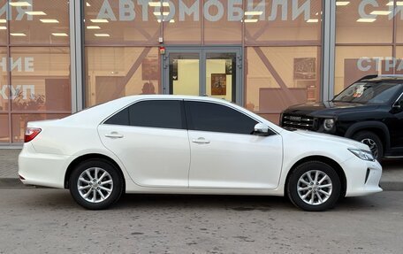 Toyota Camry, 2015 год, 2 100 000 рублей, 4 фотография