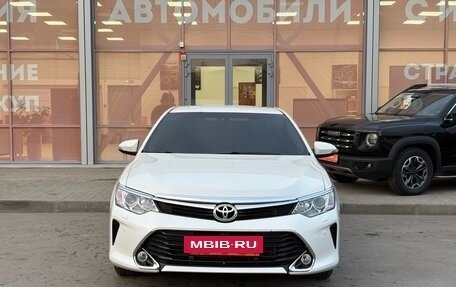 Toyota Camry, 2015 год, 2 100 000 рублей, 2 фотография