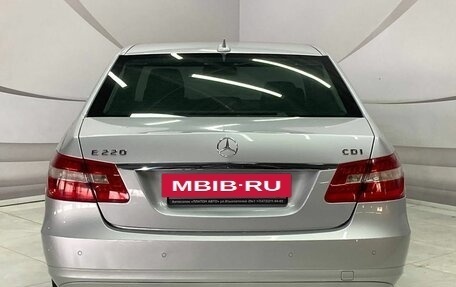 Mercedes-Benz E-Класс, 2010 год, 999 000 рублей, 6 фотография