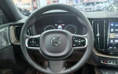 Volvo XC60 II, 2021 год, 4 028 000 рублей, 10 фотография
