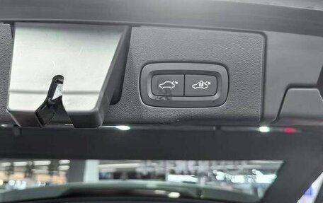 Volvo XC60 II, 2021 год, 4 028 000 рублей, 13 фотография