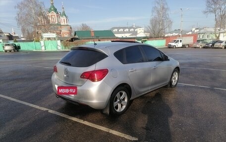 Opel Astra J, 2011 год, 830 000 рублей, 3 фотография