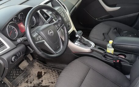 Opel Astra J, 2011 год, 830 000 рублей, 7 фотография