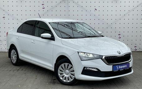 Skoda Rapid II, 2020 год, 1 660 000 рублей, 2 фотография