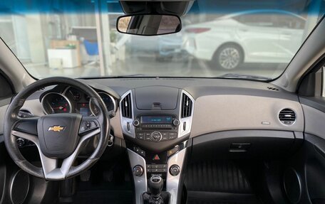 Chevrolet Cruze II, 2013 год, 865 000 рублей, 10 фотография