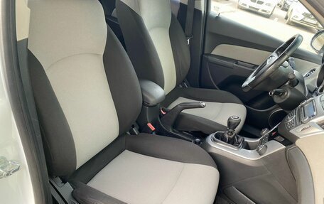Chevrolet Cruze II, 2013 год, 865 000 рублей, 9 фотография