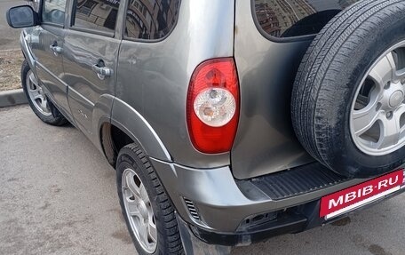 Chevrolet Niva I рестайлинг, 2012 год, 450 000 рублей, 6 фотография