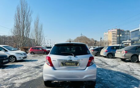 Toyota Vitz, 2012 год, 859 000 рублей, 7 фотография