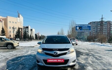 Toyota Vitz, 2012 год, 859 000 рублей, 3 фотография