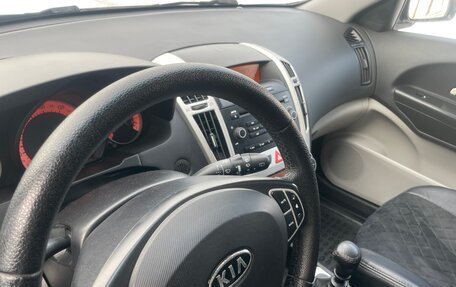 KIA cee'd I рестайлинг, 2009 год, 680 000 рублей, 19 фотография