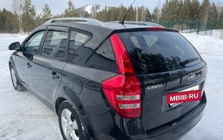 KIA cee'd I рестайлинг, 2009 год, 680 000 рублей, 12 фотография