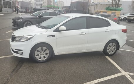 KIA Rio III рестайлинг, 2015 год, 540 000 рублей, 6 фотография