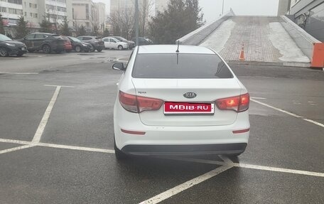 KIA Rio III рестайлинг, 2015 год, 540 000 рублей, 5 фотография