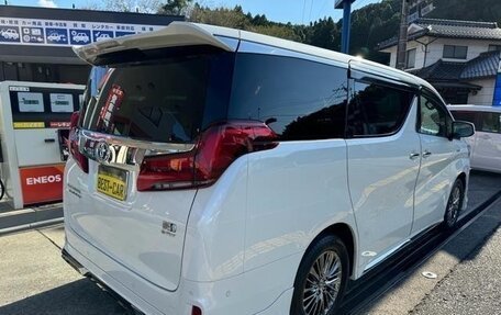 Toyota Alphard III, 2022 год, 3 830 000 рублей, 4 фотография