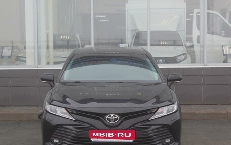 Toyota Camry, 2019 год, 2 600 000 рублей, 3 фотография