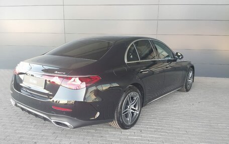 Mercedes-Benz E-Класс, 2024 год, 8 420 000 рублей, 4 фотография