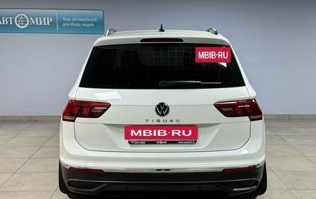 Volkswagen Tiguan II, 2021 год, 2 943 000 рублей, 6 фотография