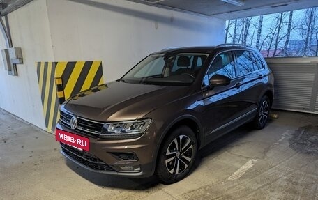 Volkswagen Tiguan II, 2019 год, 2 819 000 рублей, 17 фотография