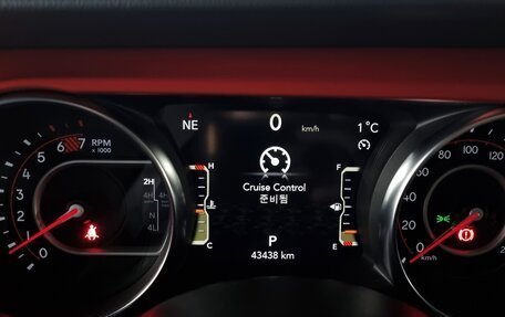 Jeep Wrangler, 2021 год, 3 454 000 рублей, 16 фотография