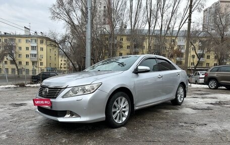 Toyota Camry, 2013 год, 1 730 000 рублей, 2 фотография