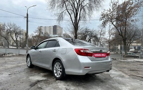 Toyota Camry, 2013 год, 1 730 000 рублей, 8 фотография