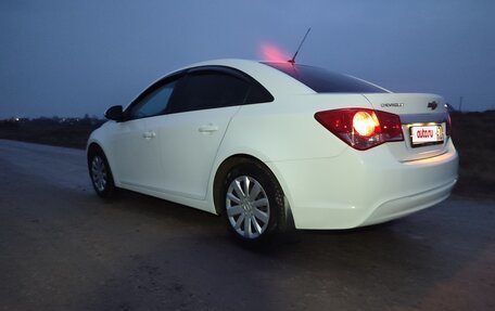 Chevrolet Cruze II, 2014 год, 950 000 рублей, 2 фотография