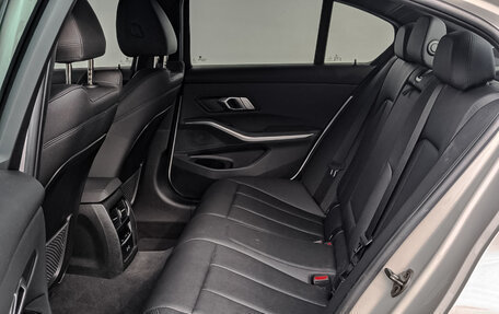BMW 3 серия, 2021 год, 4 050 000 рублей, 18 фотография