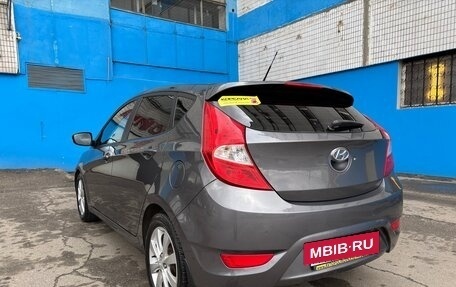 Hyundai Solaris II рестайлинг, 2012 год, 830 000 рублей, 4 фотография