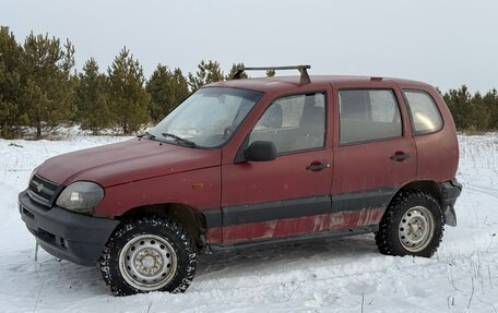 Chevrolet Niva I рестайлинг, 2003 год, 175 000 рублей, 3 фотография