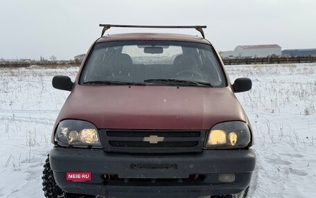 Chevrolet Niva I рестайлинг, 2003 год, 175 000 рублей, 2 фотография