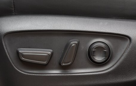 Toyota Land Cruiser, 2022 год, 11 990 000 рублей, 16 фотография