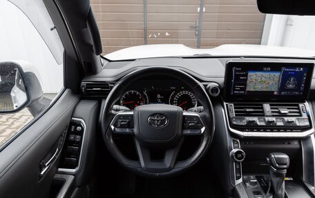Toyota Land Cruiser, 2022 год, 11 990 000 рублей, 22 фотография