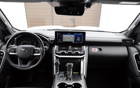 Toyota Land Cruiser, 2022 год, 11 990 000 рублей, 29 фотография