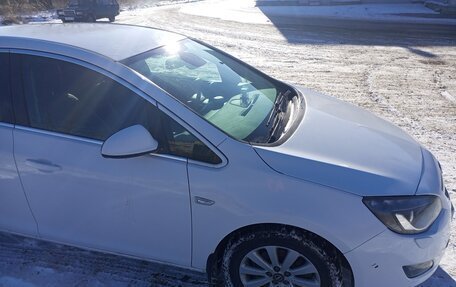 Opel Astra J, 2011 год, 780 000 рублей, 6 фотография