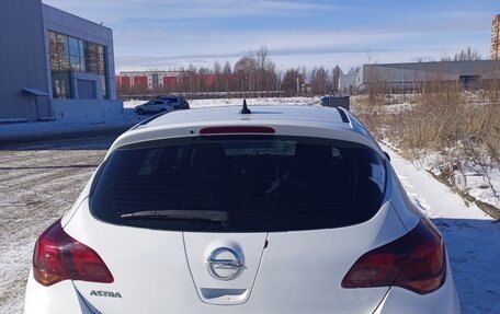 Opel Astra J, 2011 год, 780 000 рублей, 4 фотография