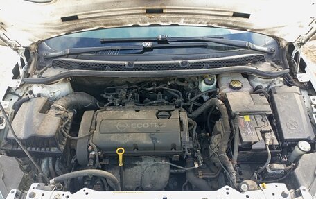 Opel Astra J, 2011 год, 780 000 рублей, 5 фотография