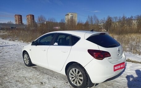 Opel Astra J, 2011 год, 780 000 рублей, 25 фотография