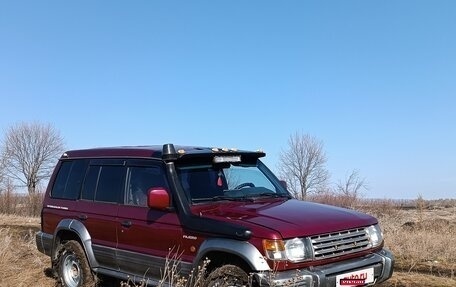 Mitsubishi Pajero III рестайлинг, 1992 год, 675 000 рублей, 2 фотография